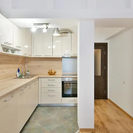 Grand Elegance - 2br Апартаменти