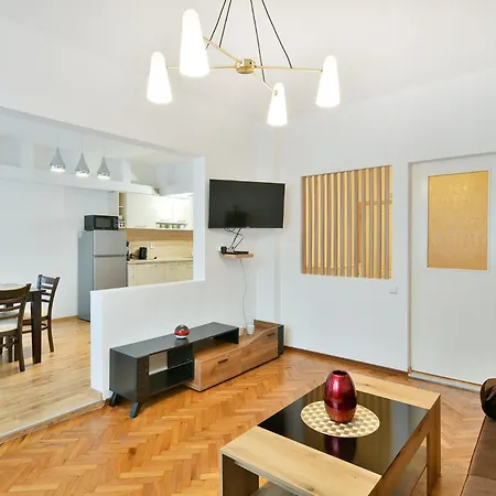 Апартаменти Grand Elegance - 2br